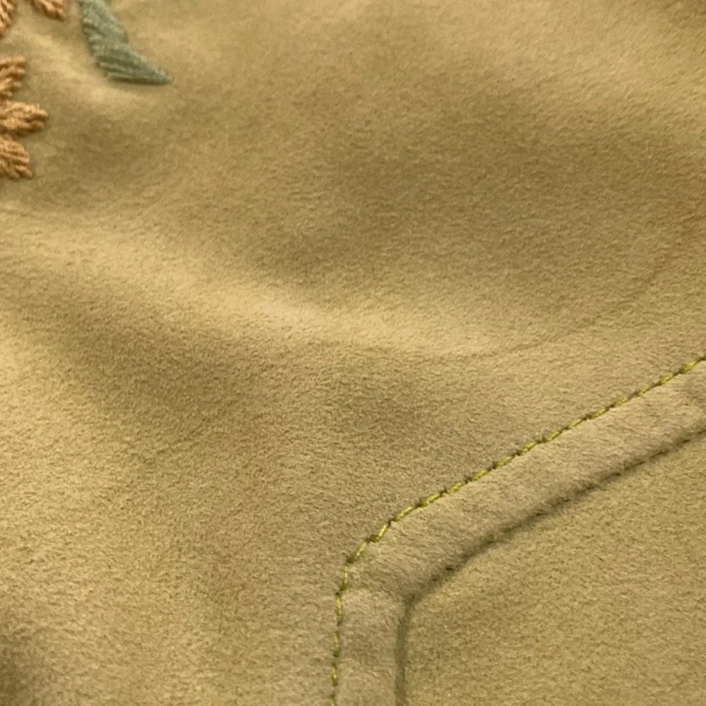 Double D Ranchwear Top - Picture 11 of 14